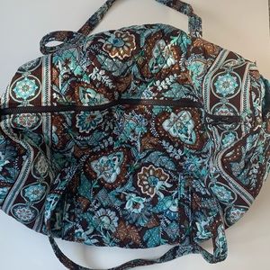 Vera Bradley travel bag